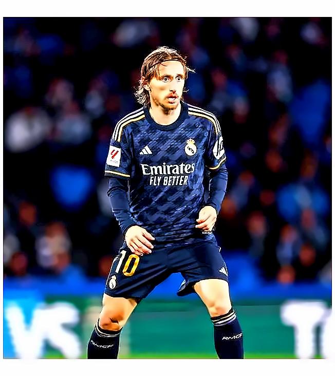 星空体育app-意大利队在比赛中实现绝地反击，晋级决赛