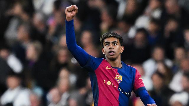 巴塞罗那新星崭露头角,助球队取胜! 巴塞罗那新星崭露头角,助球队取胜!