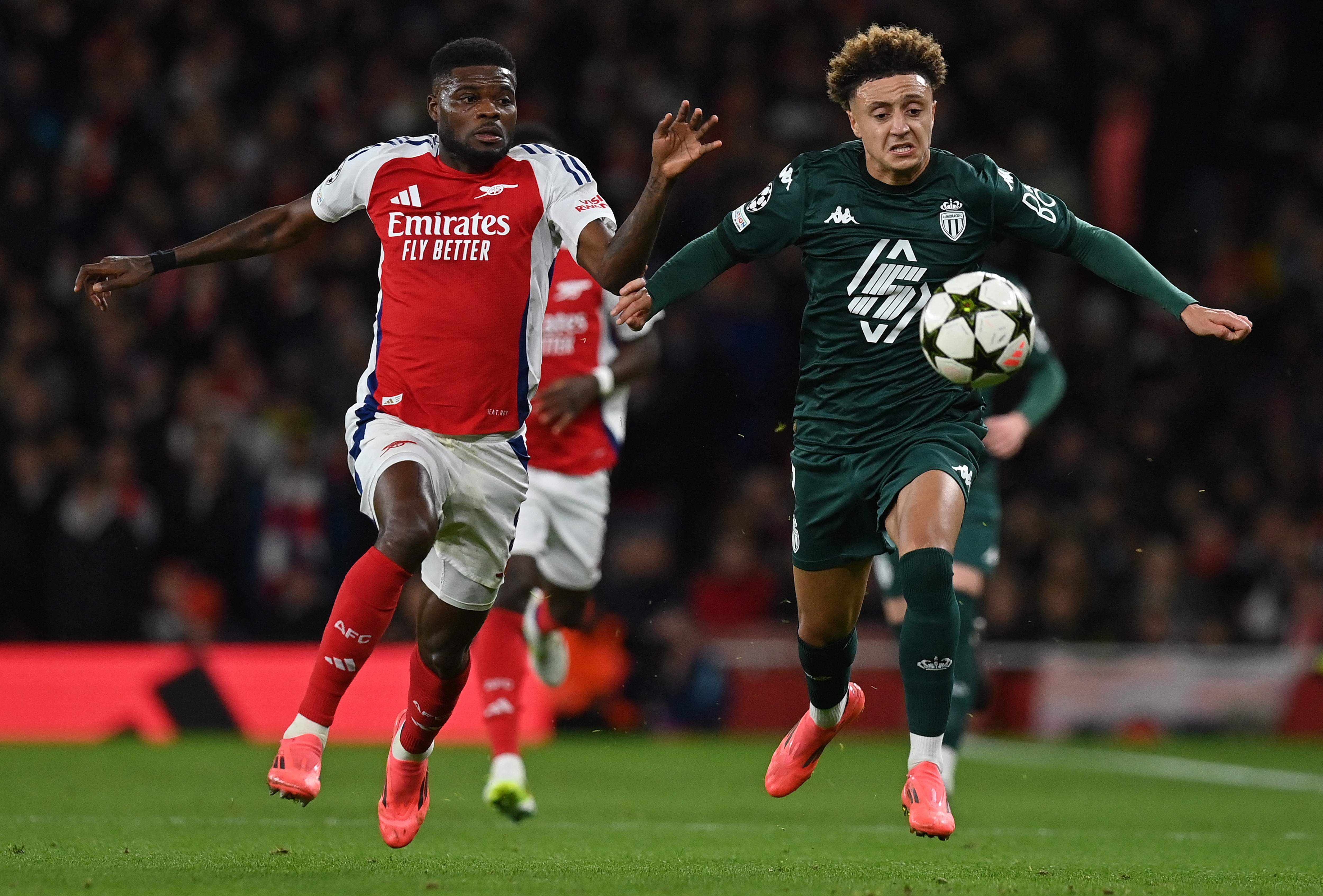 阿森纳客场取胜,欧洲赛事希望稍露曙光 阿森纳客场取胜,欧洲赛事希望稍露曙光