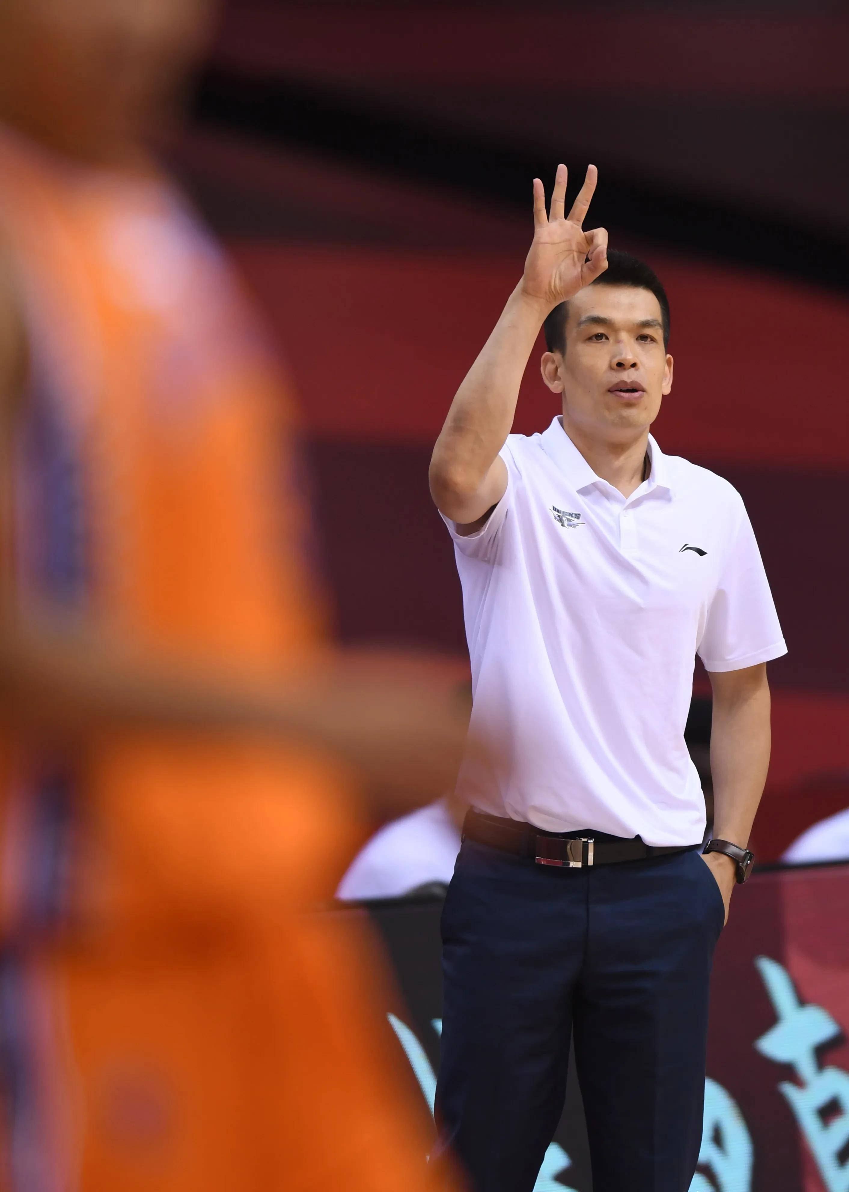 吉林主场告捷,成功守住主场优势 吉林主场告捷,成功守住主场优势