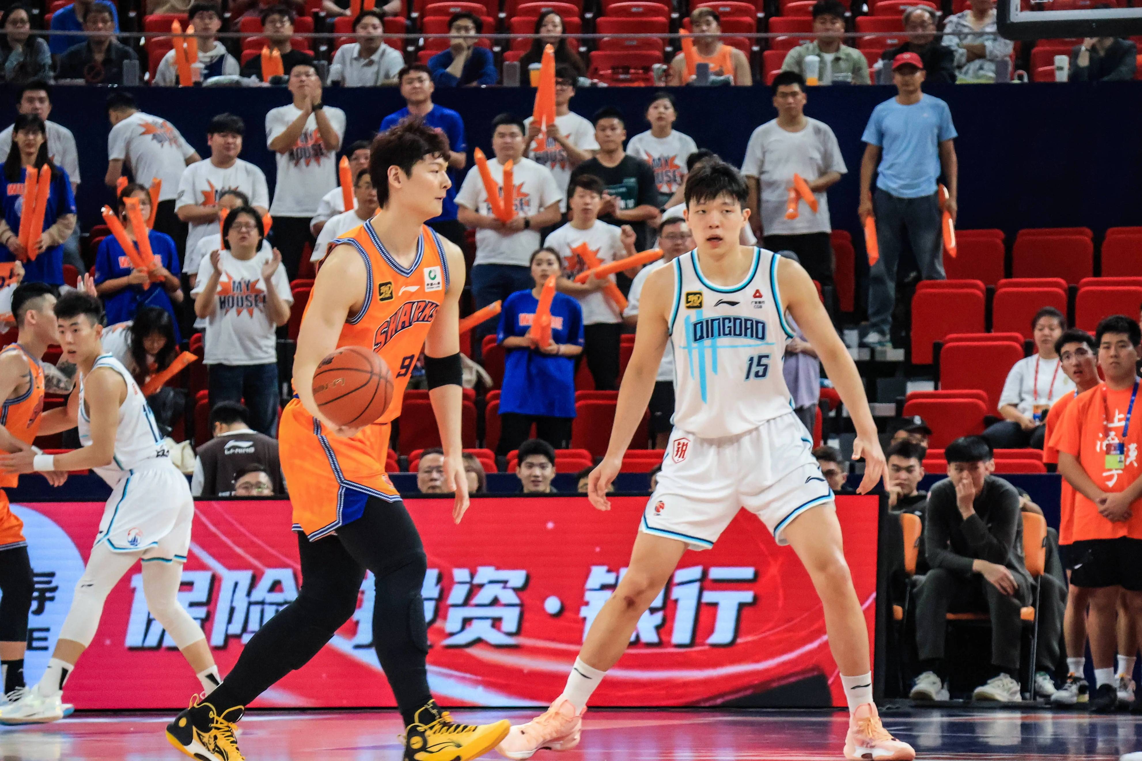 星空体育官方网站-新疆男篮扩大领先优势，晋级四强