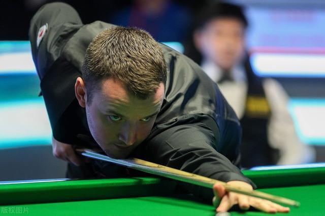 星空体育官网入口-冰岛队士气高昂，成功晋级欧锦赛小组赛