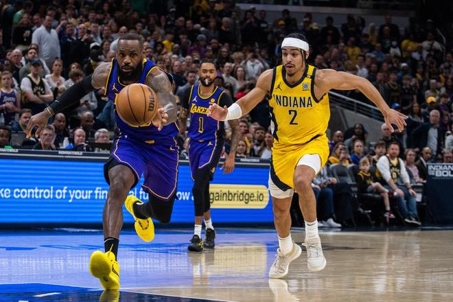 星空体育官方网站-湖人遭遇3连败，球队战斗力获社会平台关注