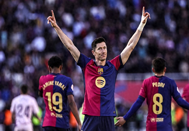 星空体育-赫罗纳主场艰难获胜，保持稳定