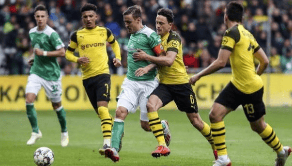 星空体育官网-柏林赫塔客场大败，德甲名次跌至第三