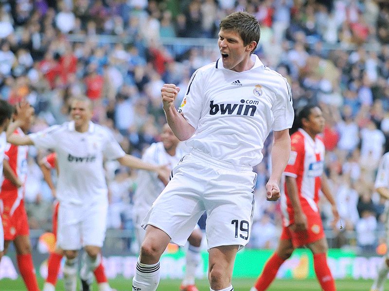 星空体育-卡佩莱提出转会申请，皇家马德里或将失去关键一环！